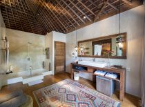 Villa Nag Shampa - Kubu 1, Bathroom
